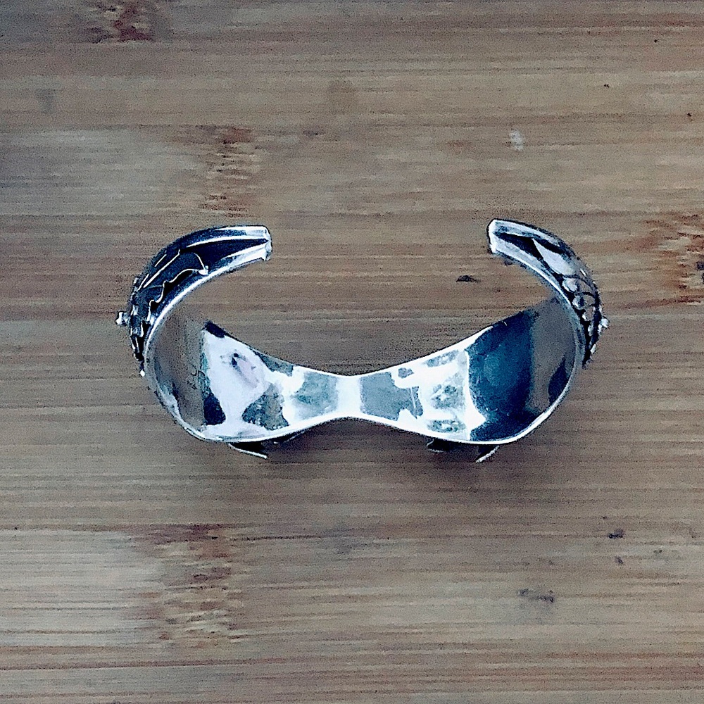 $235  Watch Cuff Vintage Navajo Signed Southwest Sterling Marked RB STERLING - Picture 5 of 11